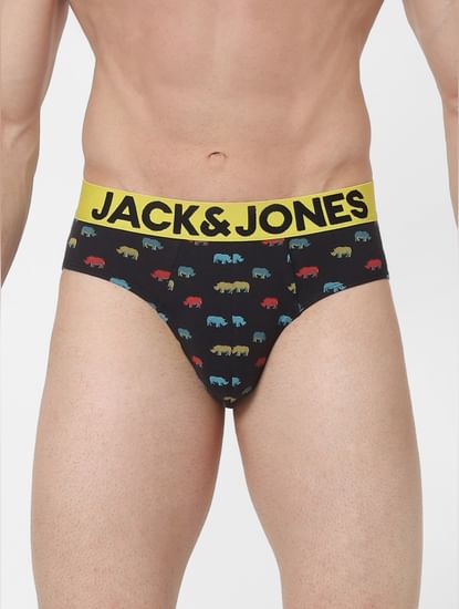 Guide To Buying The Right Men Innerwear For Comfort