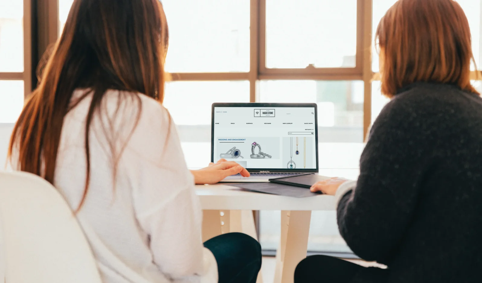 The exclusive online jewelry store is open for collecting free rewards