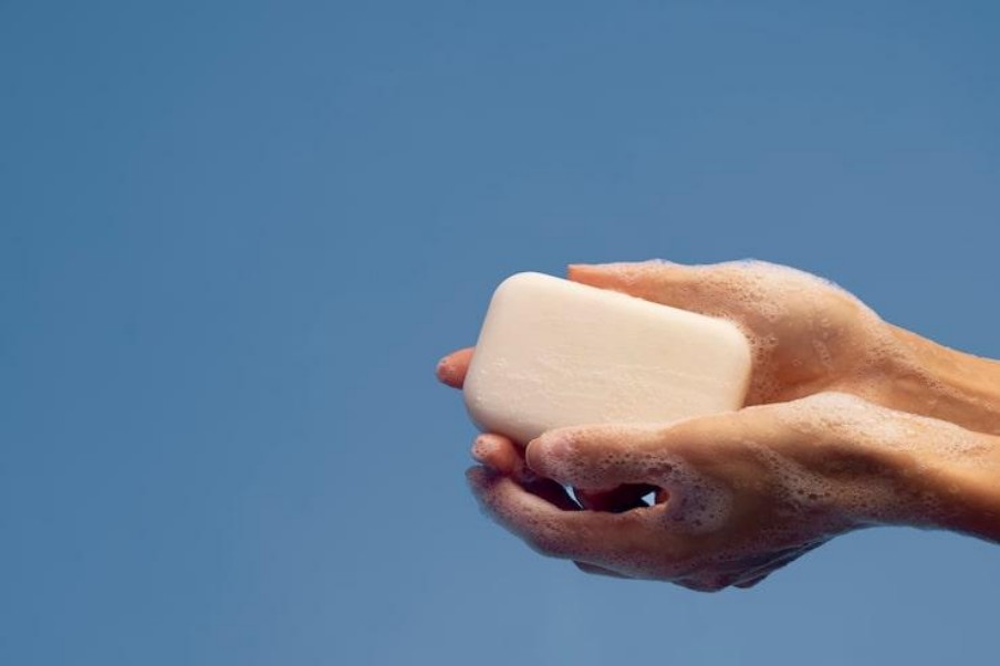 How To Choose Bathing Soap as Per Your Skin Type